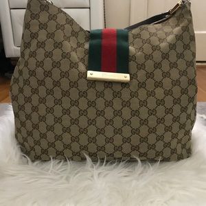 **AUTHENTIC VINTAGE GUCCI HOBO BAG**